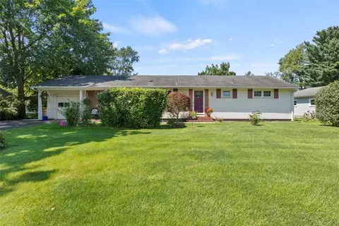 107 Horizon Dr, Rochester, NY 14625