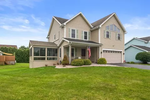 15 Rochelle Dr, Chili, NY 14428