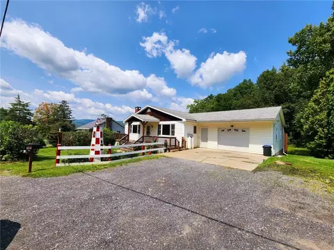 161 Gorge Rd, Middleburgh, NY 12122