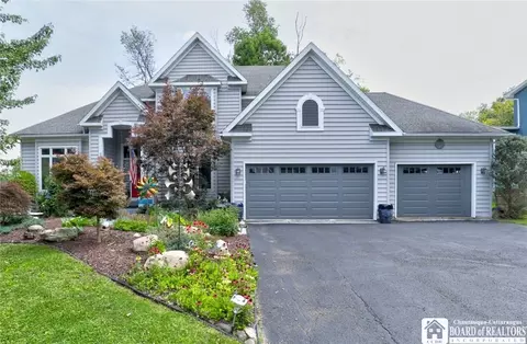 9 Crawford Ln, Busti, NY 14750