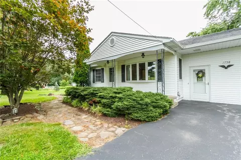 1758 Middle Rd, Rush, NY 14543