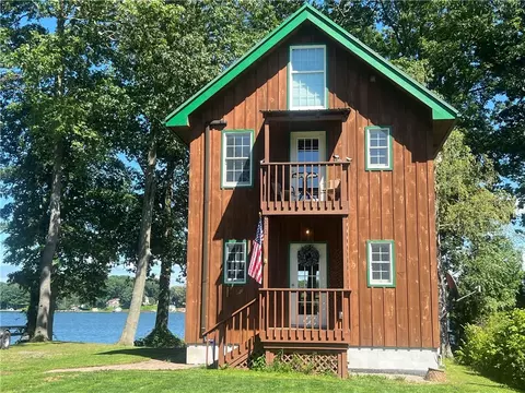6212 Spiegel Pkwy, Huron, NY 14516