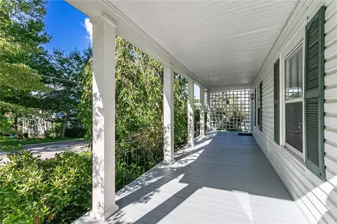 8 School St, Sodus, NY 14551
