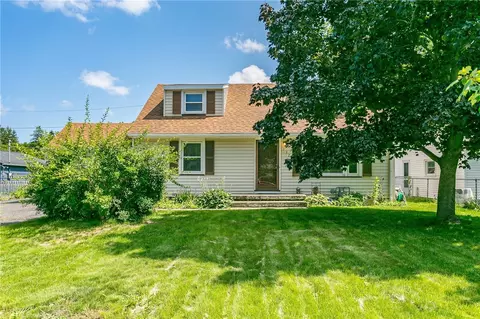 132 Harvest Dr, Greece, NY 14626