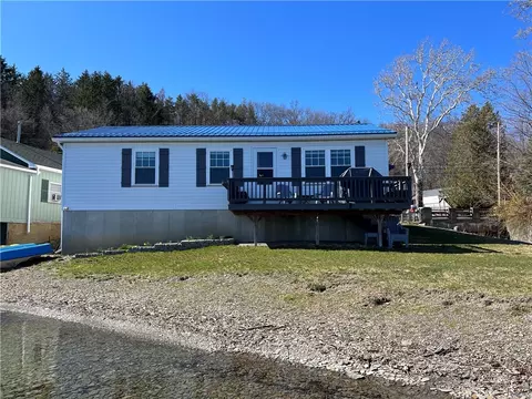 12770 W Lake Rd, Hammondsport, NY 14840