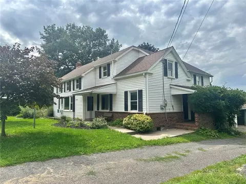 10591 Ridge Rd, Ridgeway, NY 14103