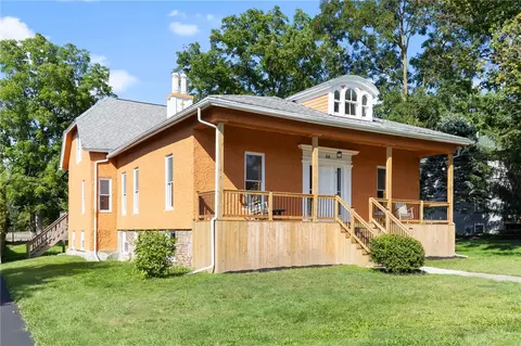 66 E Main St, Avon, NY 14414