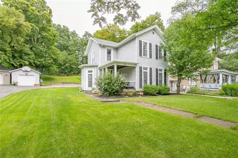 251 E Main St, Victor, NY 14564