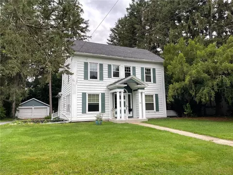 382 Washington St, Geneva, NY 14456