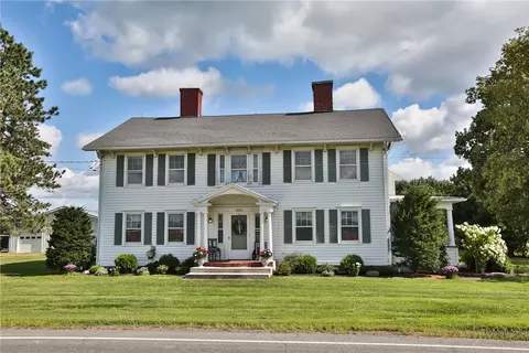 2228 County Road 4, Seneca, NY 14561