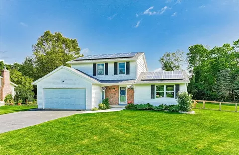 12 Florentine Way, Chili, NY 14624