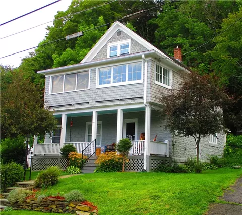 14 Maple St, Otsego, NY 13326