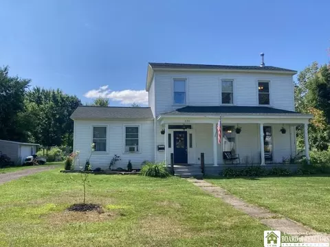 171 Eagle St, Pomfret, NY 14063