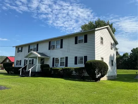 7 Adams St, Moravia, NY 13118
