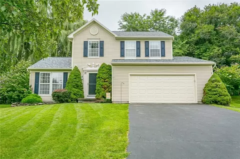 48 Osprey Dr, West Henrietta, NY 14586