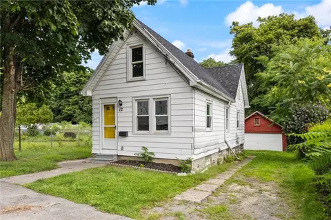 12 Afton St, Rochester, NY 14612