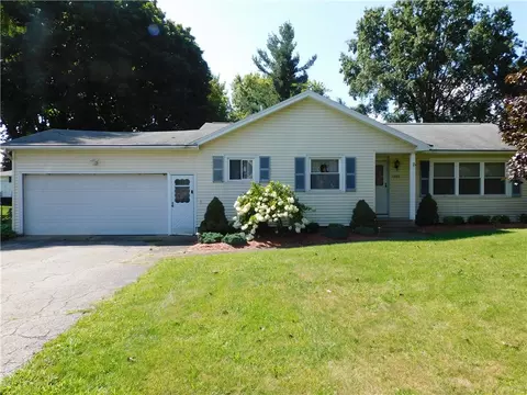 1289 Titus Ave, Irondequoit, NY 14617