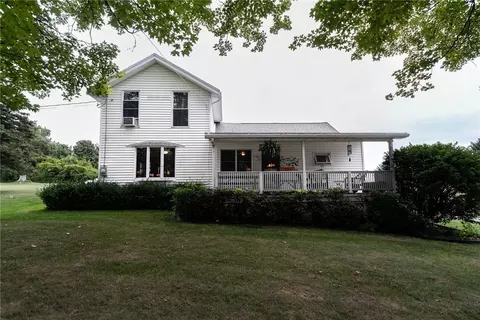 673 Vernal Rd, Middlebury, NY 14011