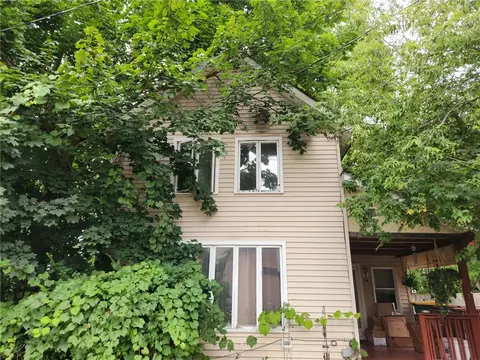 28 Frank St, Warsaw, NY 14569