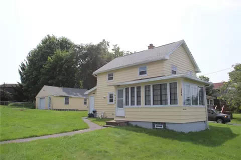 344 North Dr, Greece, NY 14612