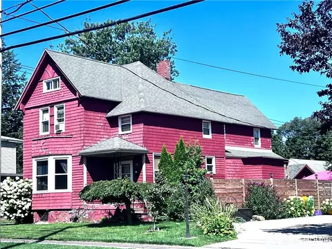 72 Fourth St W, Dunkirk, NY 14048