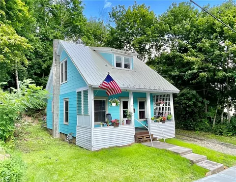 85 Hudson St, Oneonta, NY 13820