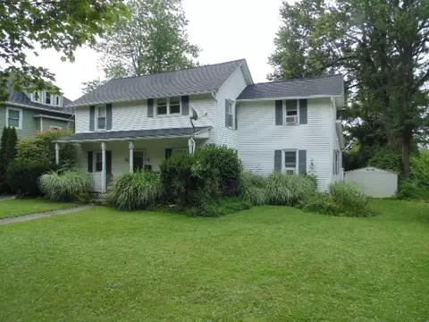 229 Gibson St, Canandaigua, NY 14424