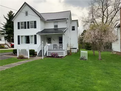 346 W Academy St, Albion, NY 14411