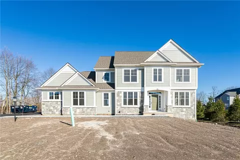 80 Coventry Rdg, Pittsford, NY 14534