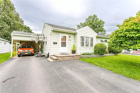 355 Pattonwood Dr, Irondequoit, NY 14617