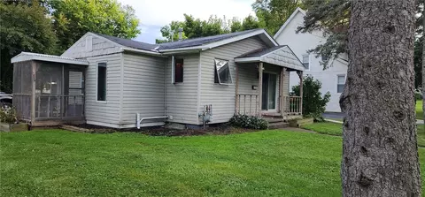 191 W Gibson St, Canandaigua, NY 14424