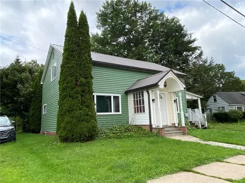 25 Pine St, Deposit, NY 13754