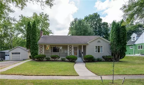 15 Clark St, Mount Morris, NY 14510