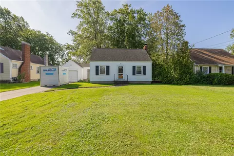 219 Mcguire Rd, Greece, NY 14616