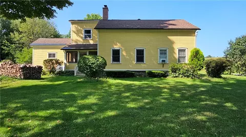 12121 Pople Rd, Victory, NY 13033