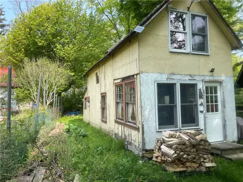 13356 Winding Rd, Carlton, NY 14571