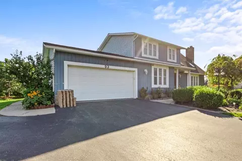 93 Old Country Rd, Greece, NY 14612