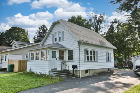 258 Delmar Rd, Greece, NY 14616