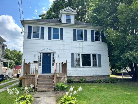 162 E Genesee St, Auburn, NY 13021