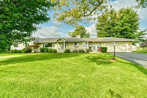 4107 Redman Rd, Brockport, NY 14420