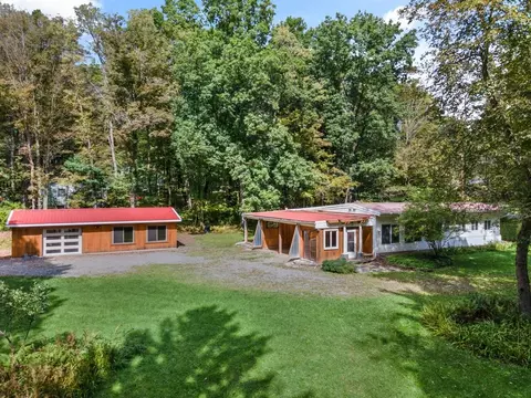 30 Besemer Rd, Caroline, NY 14850 photo 3