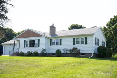 87 E Main St, Clifton Springs, NY 14432