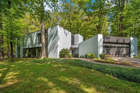 220 Devon Rd, Ithaca, NY 14850 photo 1