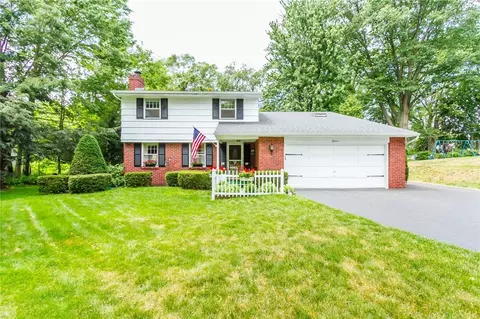 5 Pine Knoll Dr, Chili, NY 14624