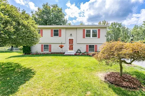 22 Marlands Rd, Gates, NY 14624