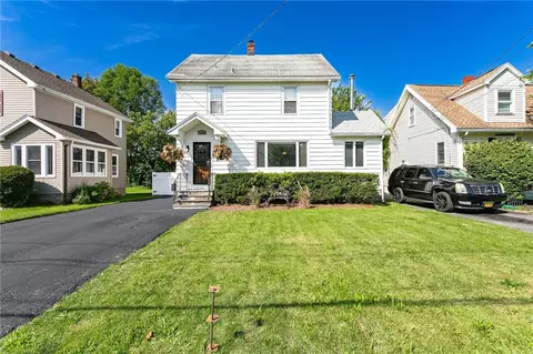 111 Walnut Park, Irondequoit, NY 14622