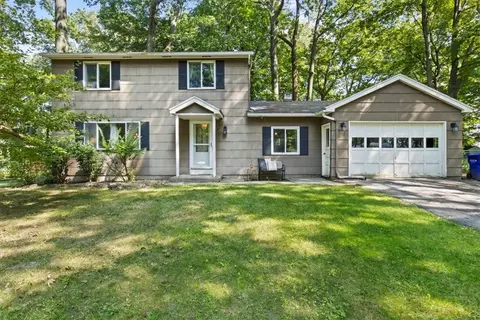 972 Danby Dr, Webster, NY 14580