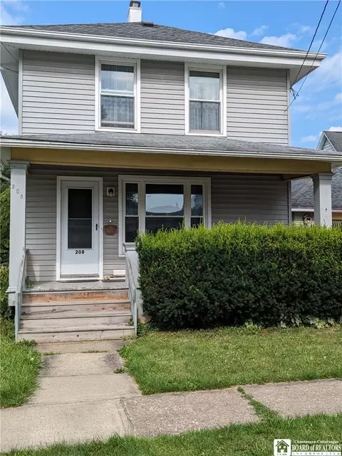 208 S 7th St, Olean, NY 14760