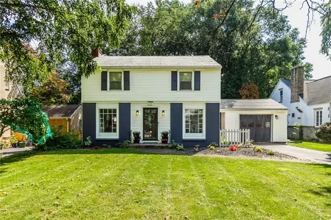 440 Winona Blvd, Irondequoit, NY 14617