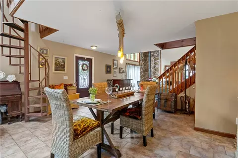 804 Washington Ave, Irondequoit, NY 14617 photo 8